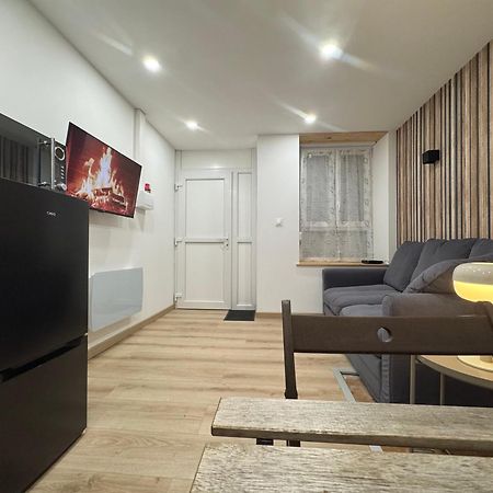 Studio Au Cloitres Mirecourt Екстериор снимка