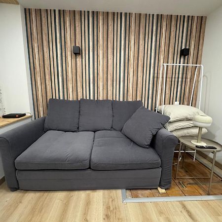 Studio Au Cloitres Mirecourt Екстериор снимка