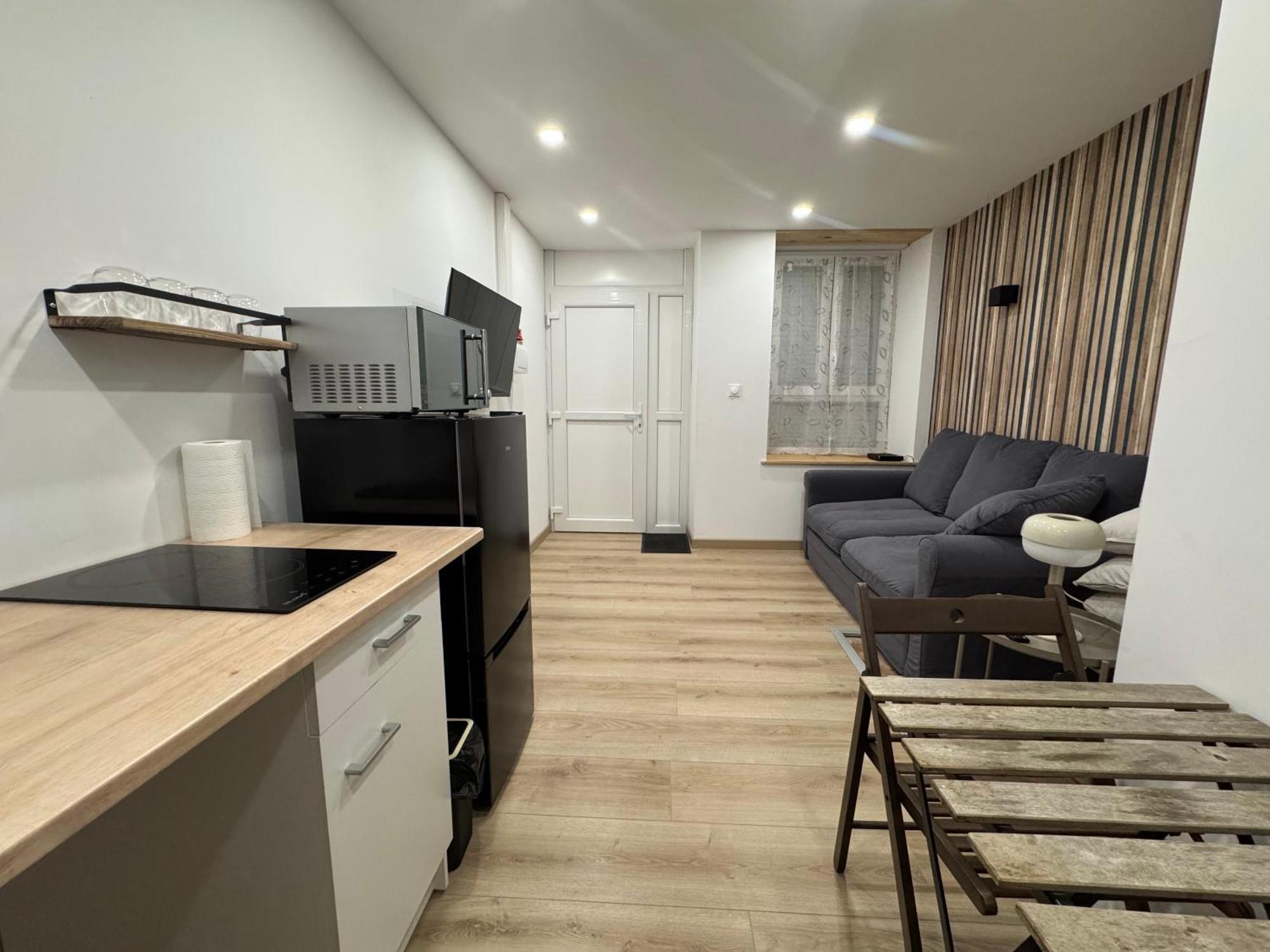 Au Cloitres Apartment Mirecourt Екстериор снимка