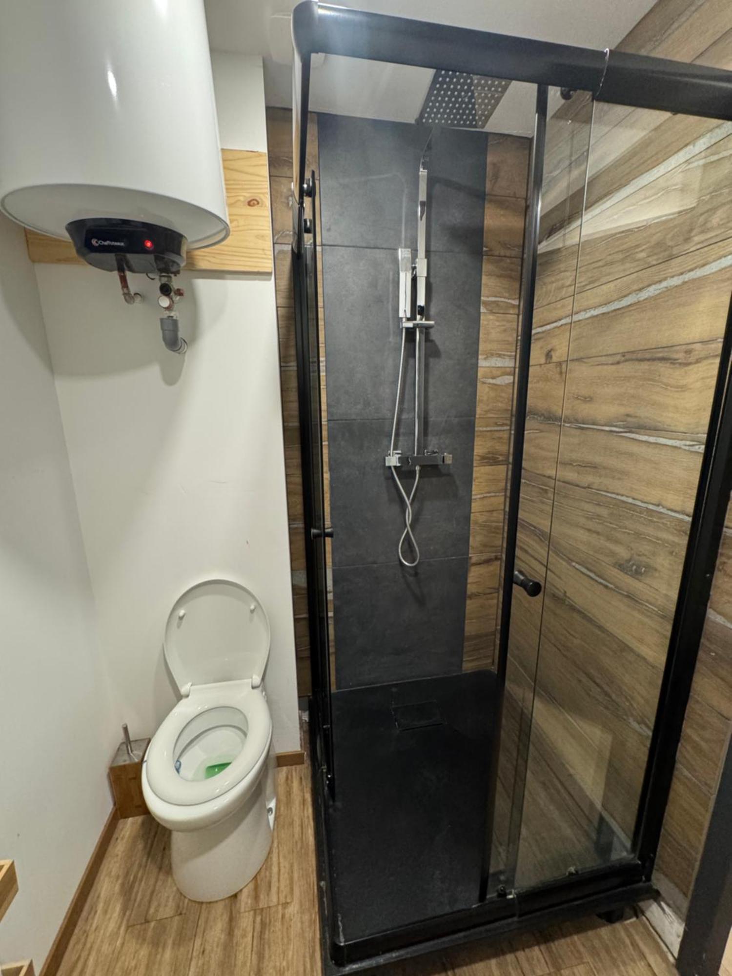 Studio Au Cloitres Mirecourt Екстериор снимка
